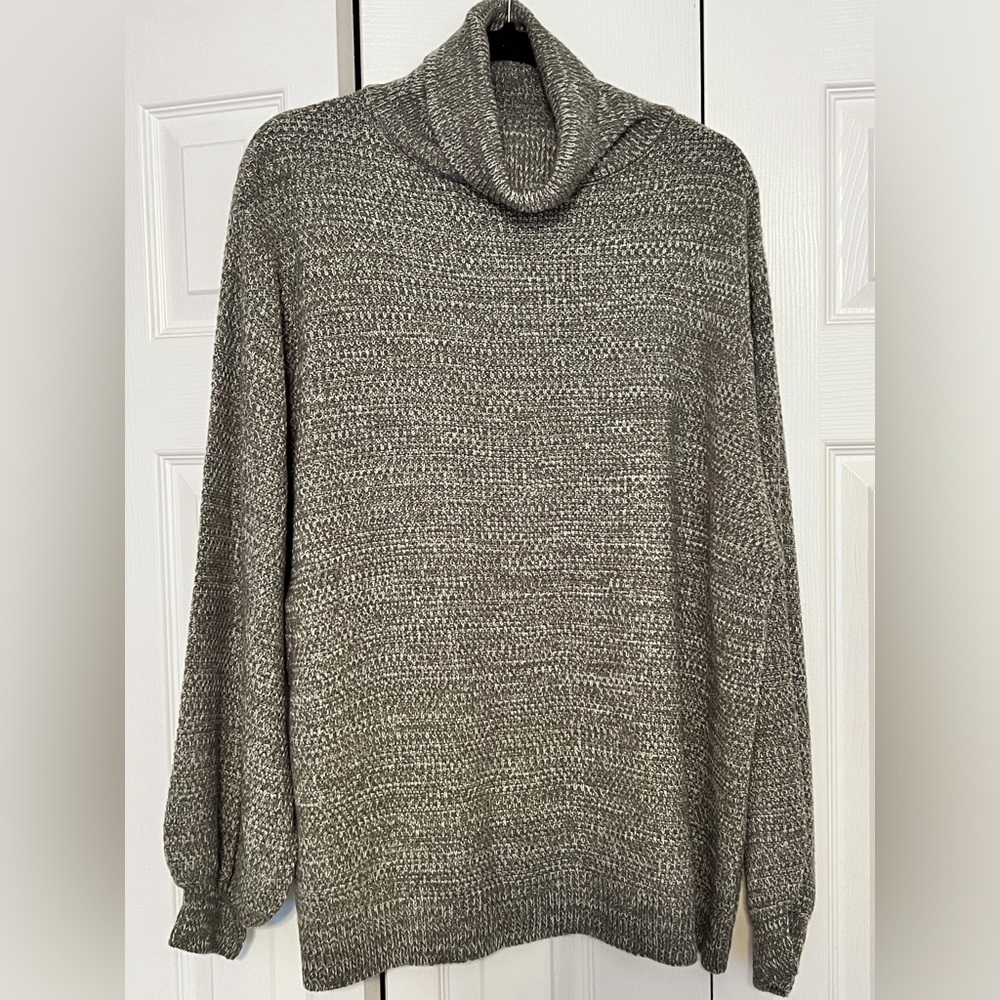 Zenana 1X Cowl Neck Sweater BNWOT